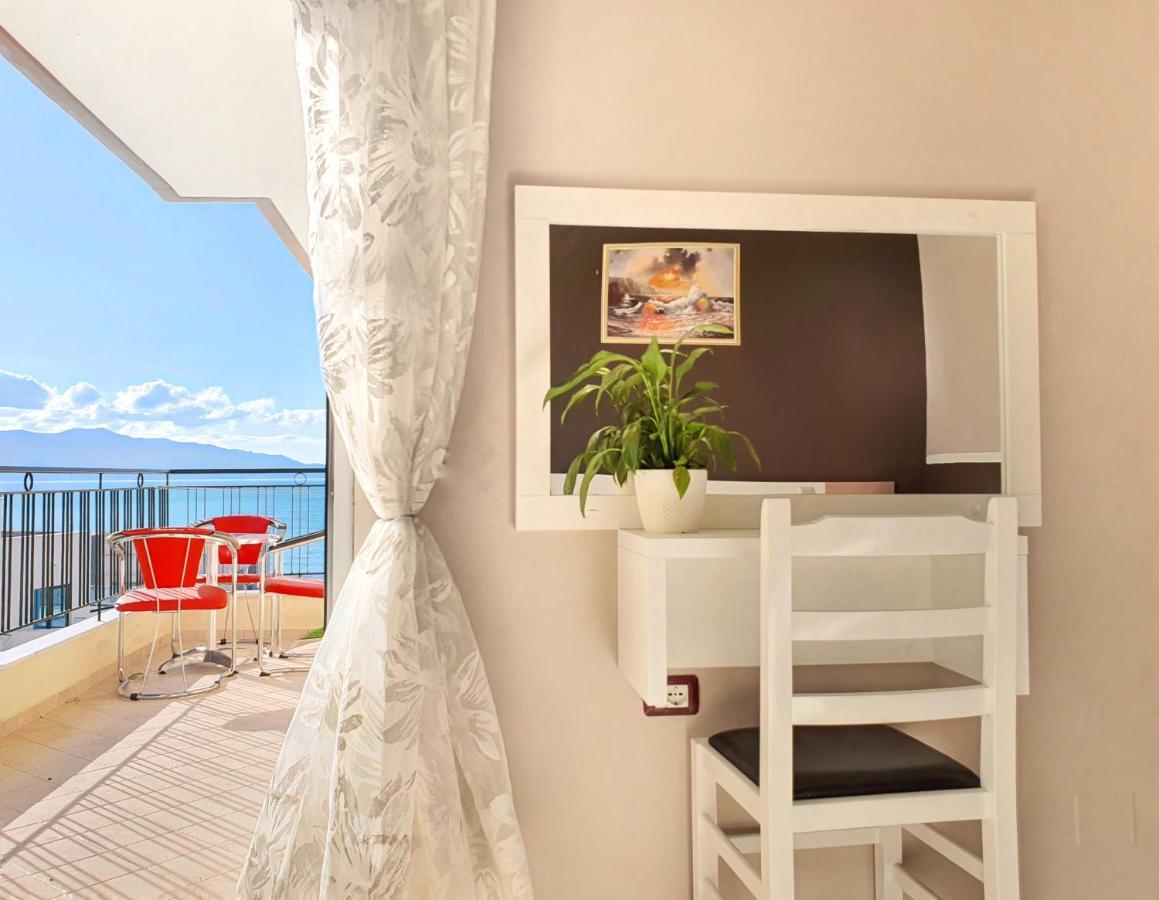 Allure Apartment Sarande Exterior photo